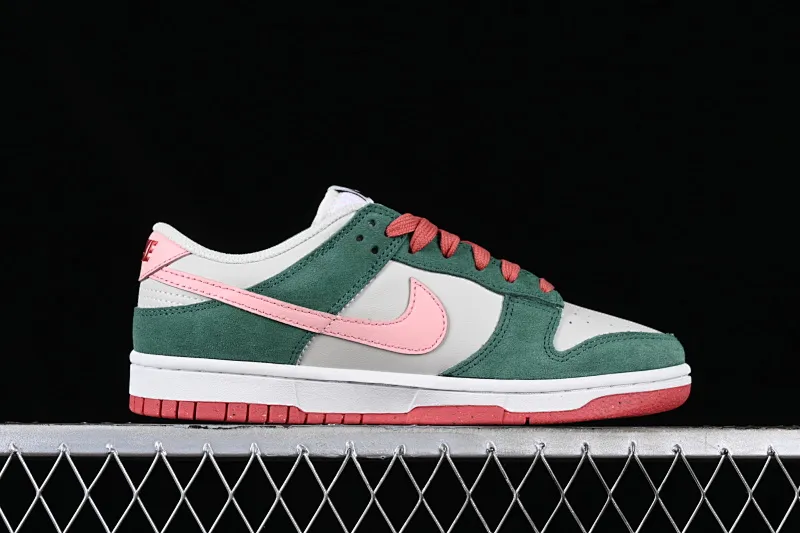All Categories Nk SB Dunk Series Nk SB Dunk Low Low-top sneakers Nk Dunk Low "All Petals United" Sonorous Rose SB low-top casual sneakers FN8923-061